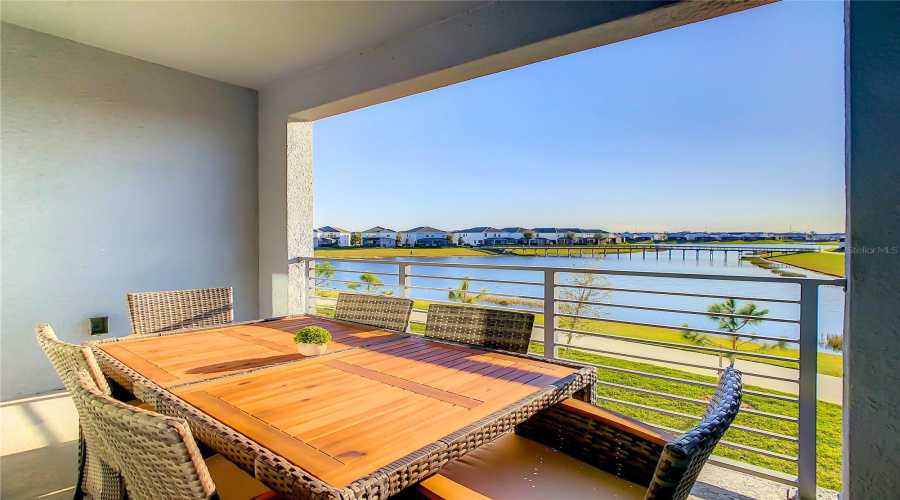 Kissimmee, Florida 34746, 2 Bedroom Bedrooms, ,2 Bathroombathrooms,Residential,For Sale,Paradox,0,Mfro6446355