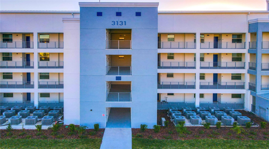 Kissimmee, Florida 34746, 2 Bedroom Bedrooms, ,2 Bathroombathrooms,Residential,For Sale,Paradox,0,Mfro6446355