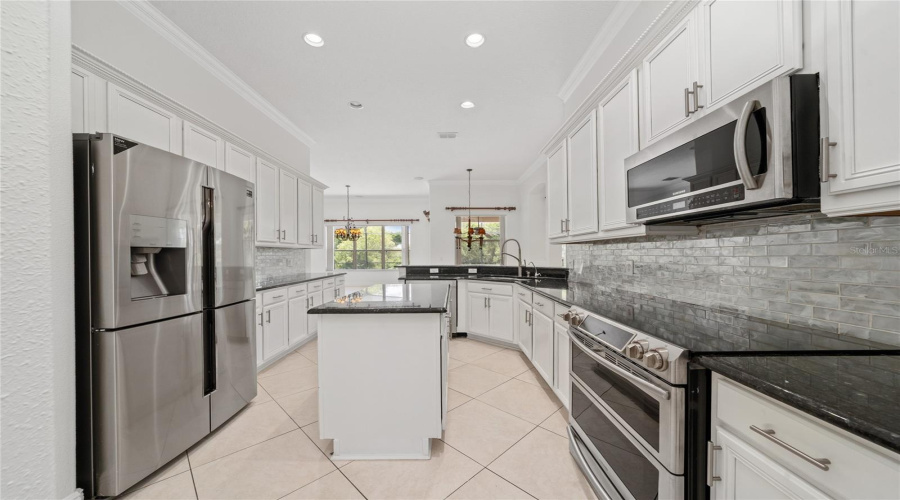 Kissimmee, Florida 34746, 5 Bedroom Bedrooms, ,3 Bathroombathrooms,Residential,For Sale,Valleyview Dr,0,Mfrs5152021