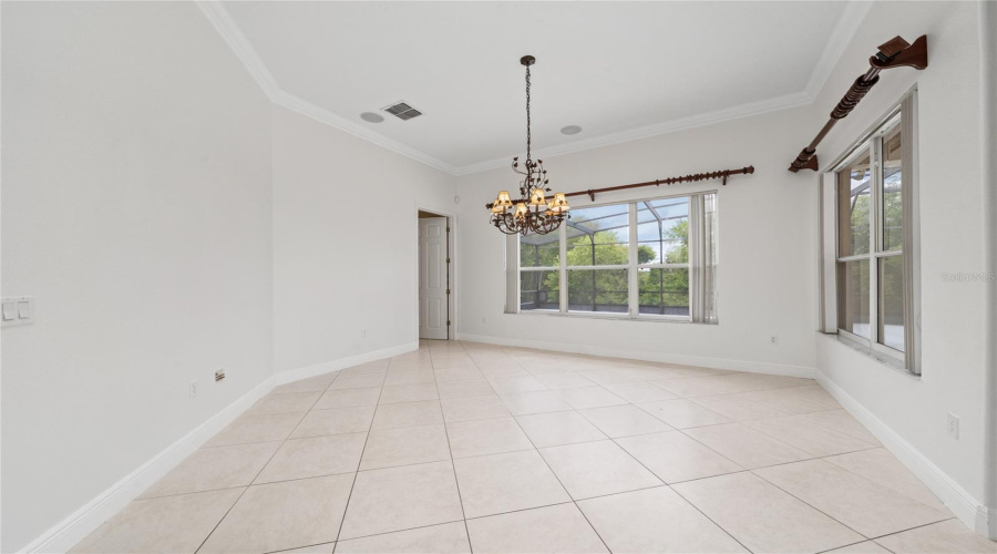 Kissimmee, Florida 34746, 5 Bedroom Bedrooms, ,3 Bathroombathrooms,Residential,For Sale,Valleyview Dr,0,Mfrs5152021