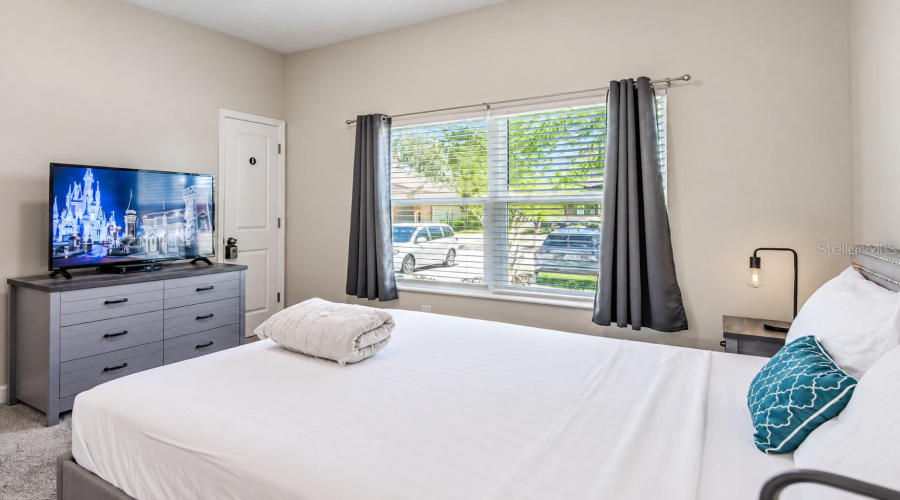 Kissimmee, Florida 34746, 4 Bedroom Bedrooms, ,3 Bathroombathrooms,Residential,For Sale,Paragraph,0,Mfro6441589
