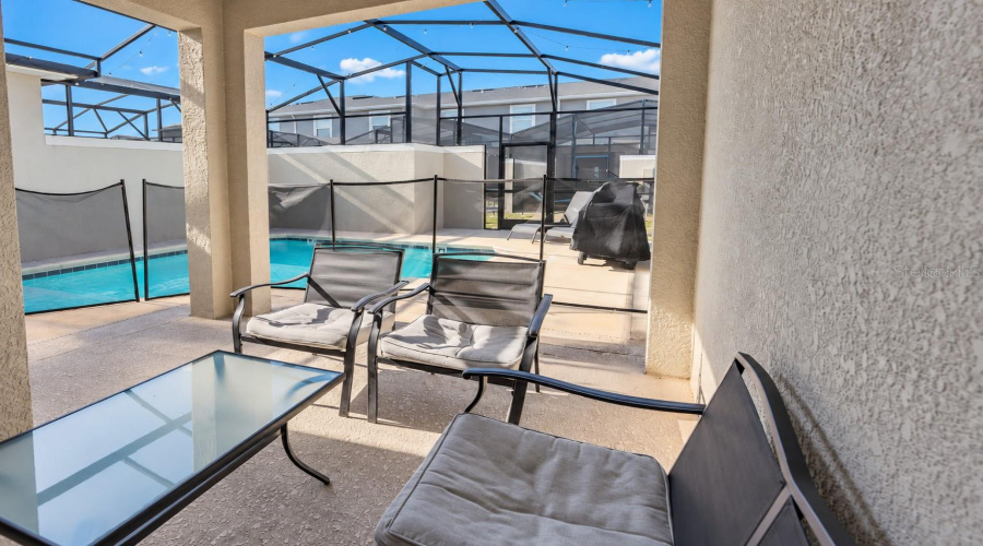 Kissimmee, Florida 34746, 4 Bedroom Bedrooms, ,3 Bathroombathrooms,Residential,For Sale,Paragraph,0,Mfro6441589