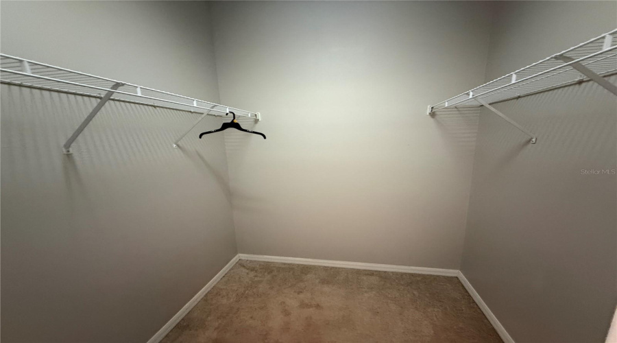 Kissimmee, Florida 34746, 4 Bedroom Bedrooms, ,2 Bathroombathrooms,Residential,For Sale,Tradewinds,0,Mfro6416638