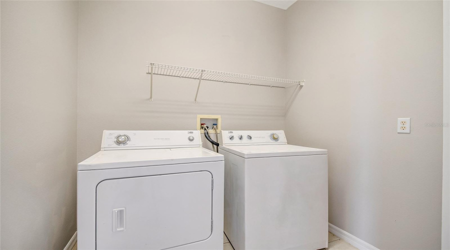 Kissimmee, Florida 34746, 5 Bedroom Bedrooms, ,3 Bathroombathrooms,Residential,For Sale,Sweetspire,0,Mfrs5157561