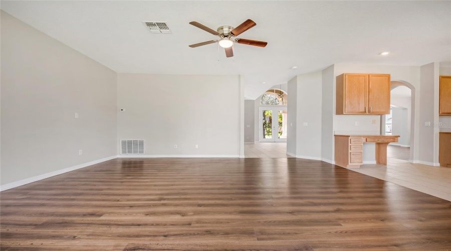 Kissimmee, Florida 34746, 5 Bedroom Bedrooms, ,3 Bathroombathrooms,Residential,For Sale,Sweetspire,0,Mfrs5157561