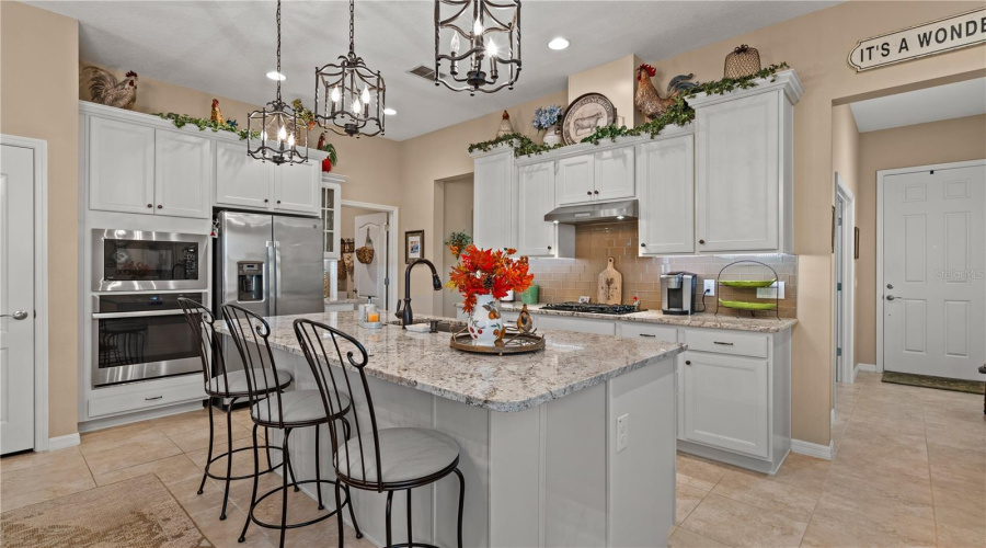 Kissimmee, Florida 34747, 2 Bedroom Bedrooms, ,2 Bathroombathrooms,Residential,For Sale,Flora Pass,0,Mfro6449739