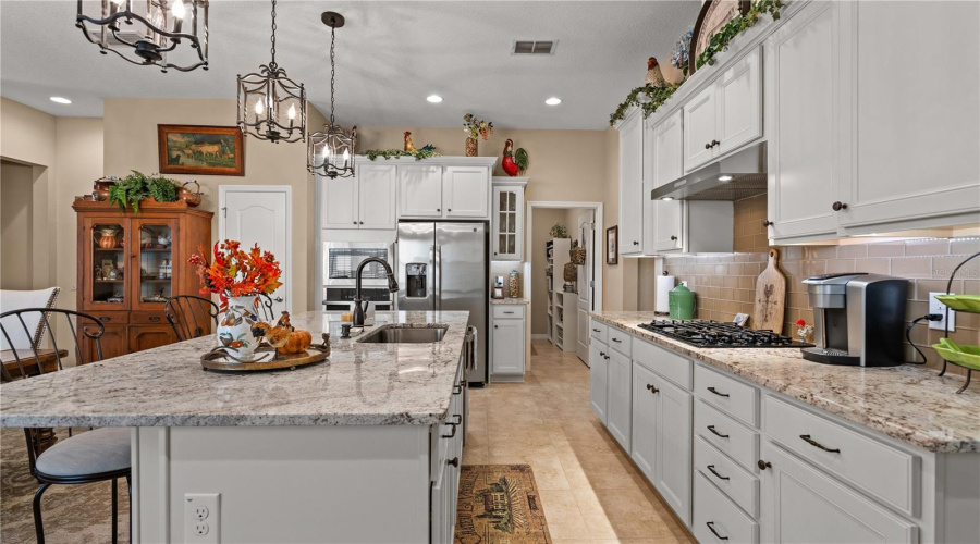 Kissimmee, Florida 34747, 2 Bedroom Bedrooms, ,2 Bathroombathrooms,Residential,For Sale,Flora Pass,0,Mfro6449739