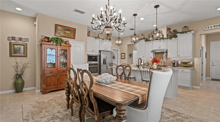 Kissimmee, Florida 34747, 2 Bedroom Bedrooms, ,2 Bathroombathrooms,Residential,For Sale,Flora Pass,0,Mfro6449739