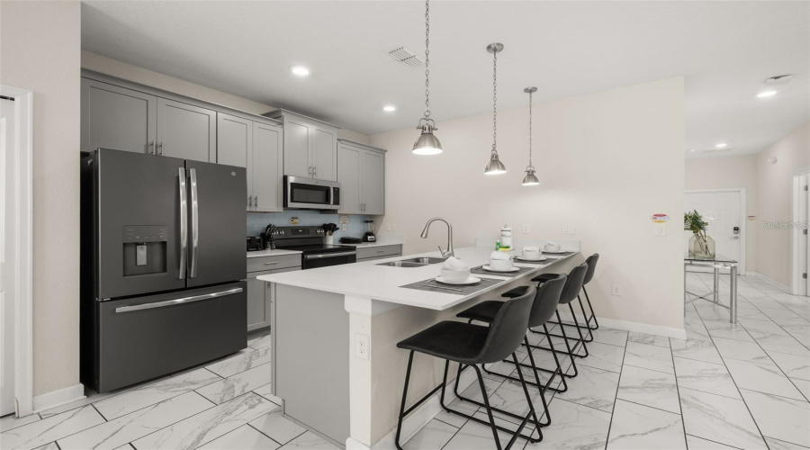 Kissimmee, Florida 34746, 5 Bedroom Bedrooms, ,4 Bathroombathrooms,Residential,For Sale,Memories,0,Mfrs5156722