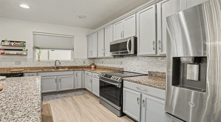 Kissimmee, Florida 34746, 5 Bedroom Bedrooms, ,4 Bathroombathrooms,Residential,For Sale,Blue Diamond,0,Mfro6444775