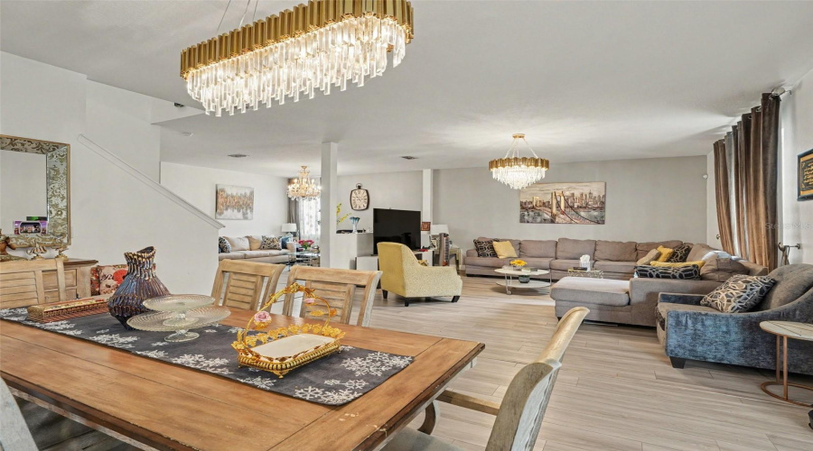 Kissimmee, Florida 34746, 5 Bedroom Bedrooms, ,4 Bathroombathrooms,Residential,For Sale,Blue Diamond,0,Mfro6444775
