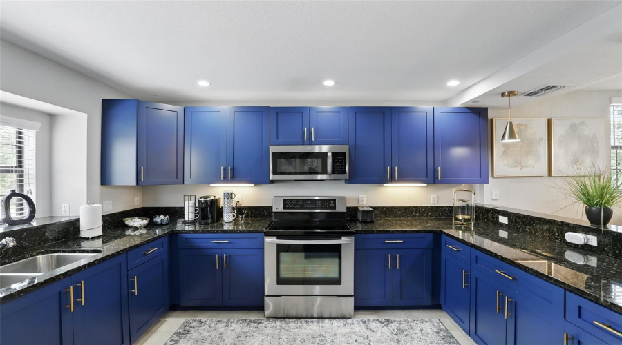 Orlando, Florida 32821, 4 Bedroom Bedrooms, ,3 Bathroombathrooms,Residential,For Sale,Damai,0,Mfro6313258