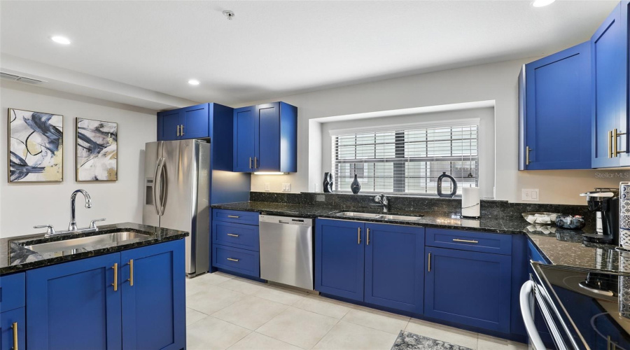 Orlando, Florida 32821, 4 Bedroom Bedrooms, ,3 Bathroombathrooms,Residential,For Sale,Damai,0,Mfro6313258
