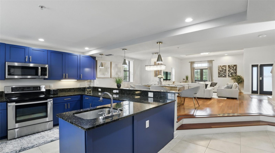 Orlando, Florida 32821, 4 Bedroom Bedrooms, ,3 Bathroombathrooms,Residential,For Sale,Damai,0,Mfro6313258