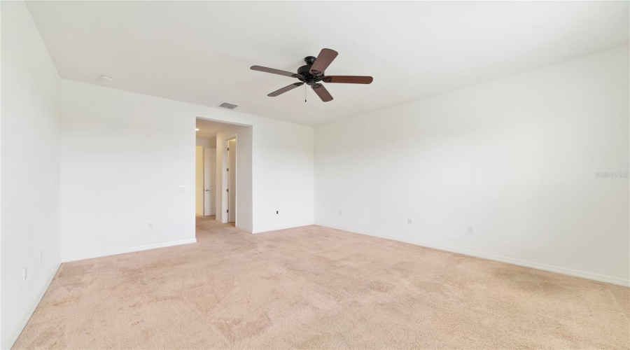 Kissimmee, Florida 34746, 4 Bedroom Bedrooms, ,3 Bathroombathrooms,Residential,For Sale,Carrick Bend,0,Mfro6449730