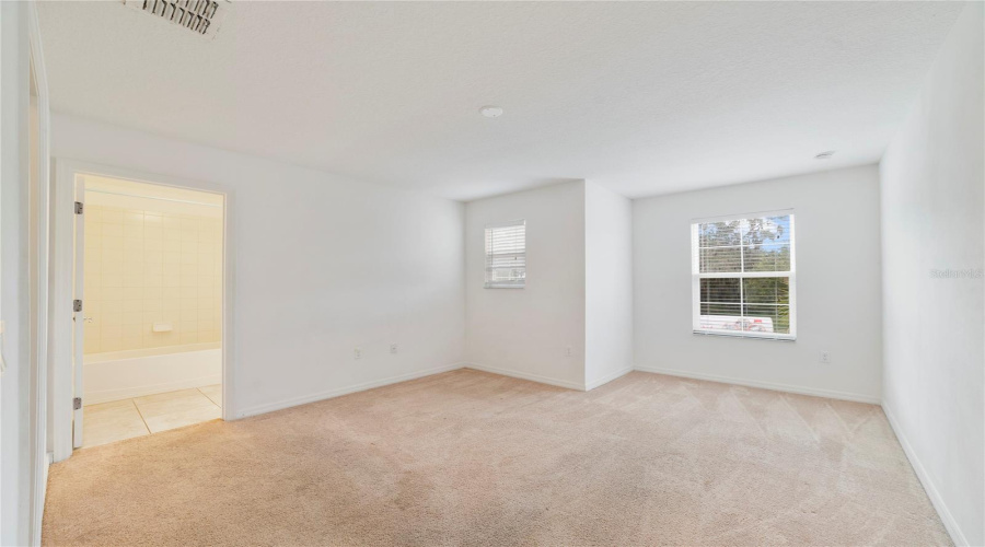 Kissimmee, Florida 34746, 4 Bedroom Bedrooms, ,3 Bathroombathrooms,Residential,For Sale,Carrick Bend,0,Mfro6449730