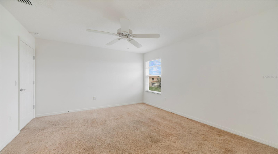 Kissimmee, Florida 34746, 4 Bedroom Bedrooms, ,3 Bathroombathrooms,Residential,For Sale,Carrick Bend,0,Mfro6449730