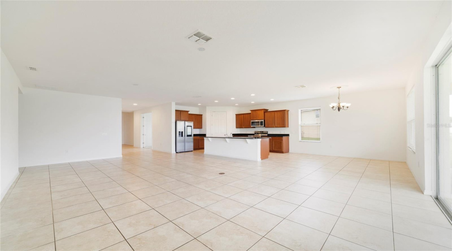 Kissimmee, Florida 34746, 4 Bedroom Bedrooms, ,3 Bathroombathrooms,Residential,For Sale,Carrick Bend,0,Mfro6449730