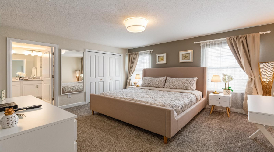 Kissimmee, Florida 34746, 4 Bedroom Bedrooms, ,3 Bathroombathrooms,Residential,For Sale,Love Storey,0,Mfro6367676