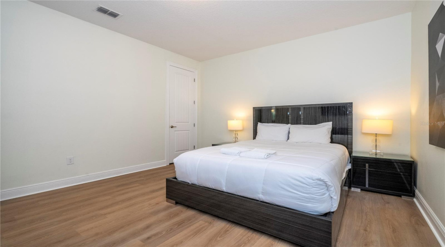 Kissimmee, Florida 34747, 5 Bedroom Bedrooms, ,5 Bathroombathrooms,Residential,For Sale,Novi,0,Mfro6447934