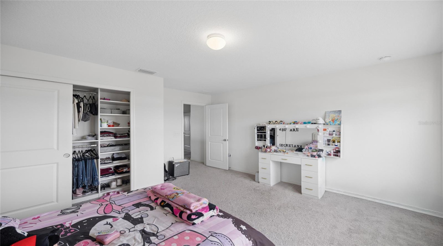 Davenport, Florida 33896, 5 Bedroom Bedrooms, ,3 Bathroombathrooms,Residential,For Sale,Hooton,0,Mfrs5159475