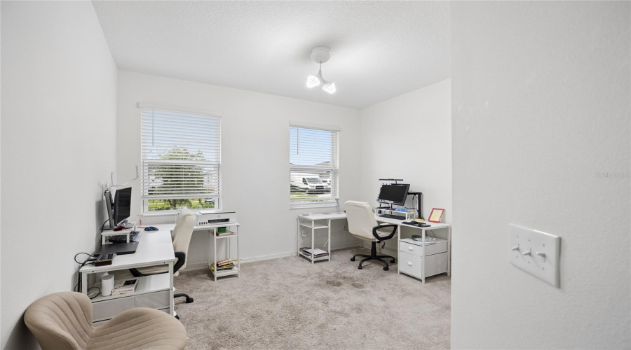 Davenport, Florida 33896, 5 Bedroom Bedrooms, ,3 Bathroombathrooms,Residential,For Sale,Hooton,0,Mfrs5159475