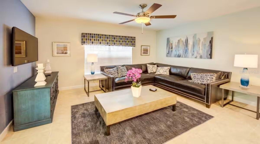Kissimmee, Florida 34746, 4 Bedroom Bedrooms, ,3 Bathroombathrooms,Residential,For Sale,Pequod,0,Mfro6449522