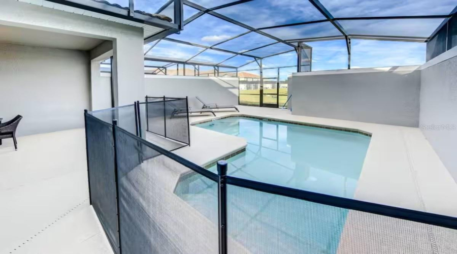 Kissimmee, Florida 34746, 4 Bedroom Bedrooms, ,3 Bathroombathrooms,Residential,For Sale,Pequod,0,Mfro6449522
