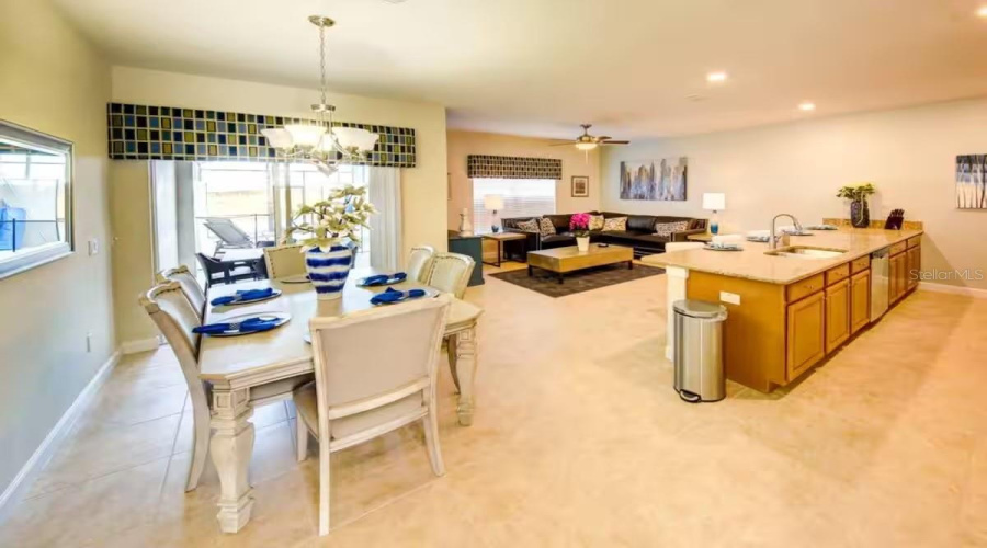 Kissimmee, Florida 34746, 4 Bedroom Bedrooms, ,3 Bathroombathrooms,Residential,For Sale,Pequod,0,Mfro6449522