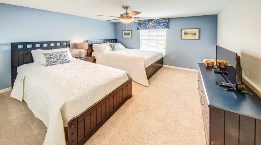 Kissimmee, Florida 34746, 4 Bedroom Bedrooms, ,3 Bathroombathrooms,Residential,For Sale,Pequod,0,Mfro6449522