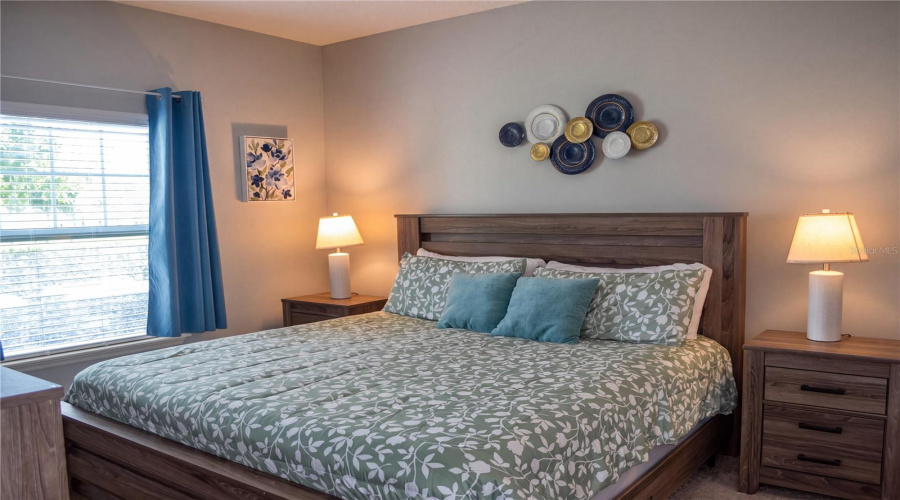 Primary En-Suite Upstairs