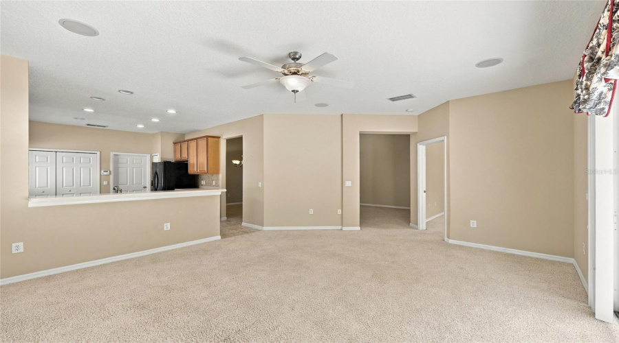 Davenport, Florida 33837, 3 Bedroom Bedrooms, ,2 Bathroombathrooms,Residential,For Sale,Preston,0,Mfro6449830