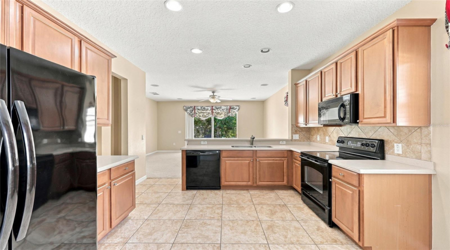 Davenport, Florida 33837, 3 Bedroom Bedrooms, ,2 Bathroombathrooms,Residential,For Sale,Preston,0,Mfro6449830