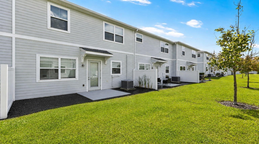Kissimmee, Florida 34746, 4 Bedroom Bedrooms, ,3 Bathroombathrooms,Residential,For Sale,Title,0,Mfro6438864