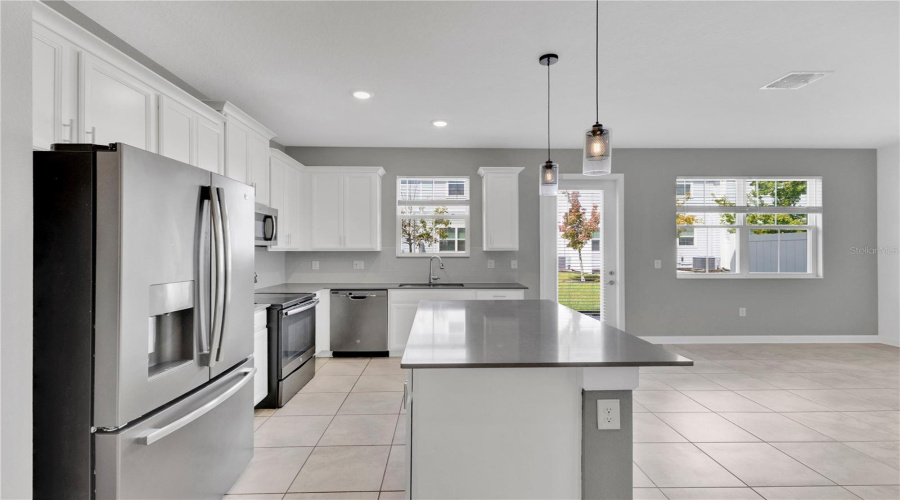 Kissimmee, Florida 34746, 4 Bedroom Bedrooms, ,3 Bathroombathrooms,Residential,For Sale,Title,0,Mfro6438864