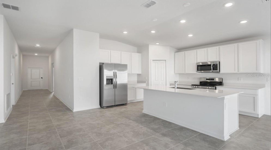 Kissimmee, Florida 34746, 4 Bedroom Bedrooms, ,2 Bathroombathrooms,Residential,For Sale,Worchester,0,Mfro6448213