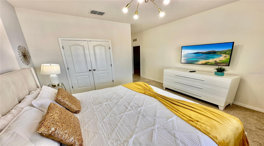 Davenport, Florida 33837, 6 Bedroom Bedrooms, ,5 Bathroombathrooms,Residential,For Sale,Oak Shadow,0,Mfro6449849