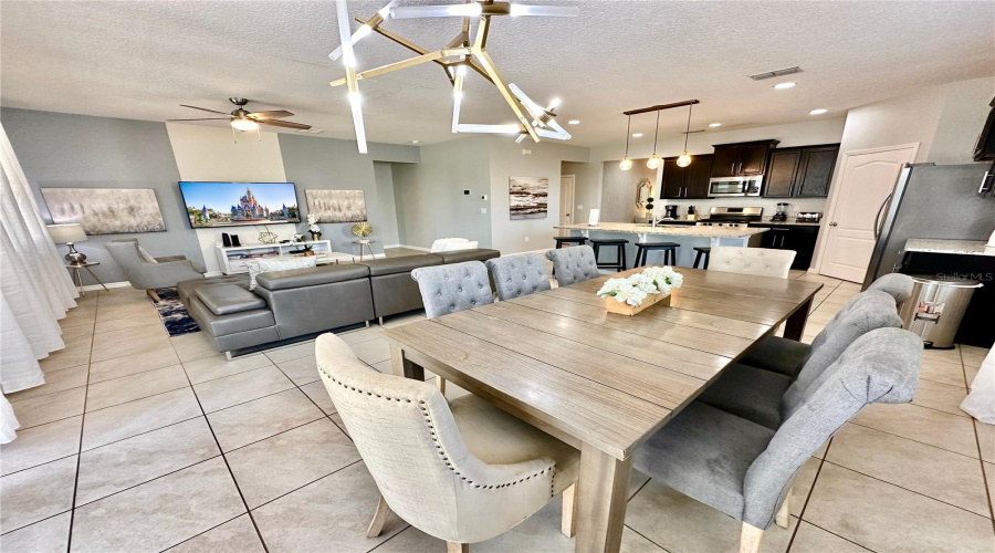 Davenport, Florida 33837, 6 Bedroom Bedrooms, ,5 Bathroombathrooms,Residential,For Sale,Oak Shadow,0,Mfro6449849