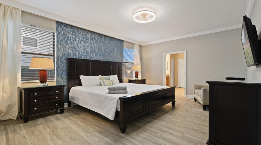 Davenport, Florida 33896, 8 Bedroom Bedrooms, ,5 Bathroombathrooms,Residential,For Sale,Moon Valley,0,Mfro6450039