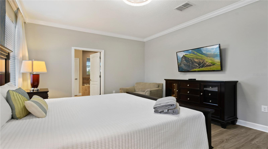 Davenport, Florida 33896, 8 Bedroom Bedrooms, ,5 Bathroombathrooms,Residential,For Sale,Moon Valley,0,Mfro6450039
