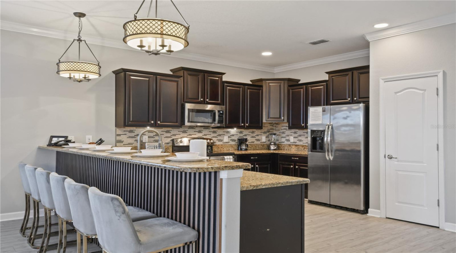 Davenport, Florida 33896, 8 Bedroom Bedrooms, ,5 Bathroombathrooms,Residential,For Sale,Moon Valley,0,Mfro6450039