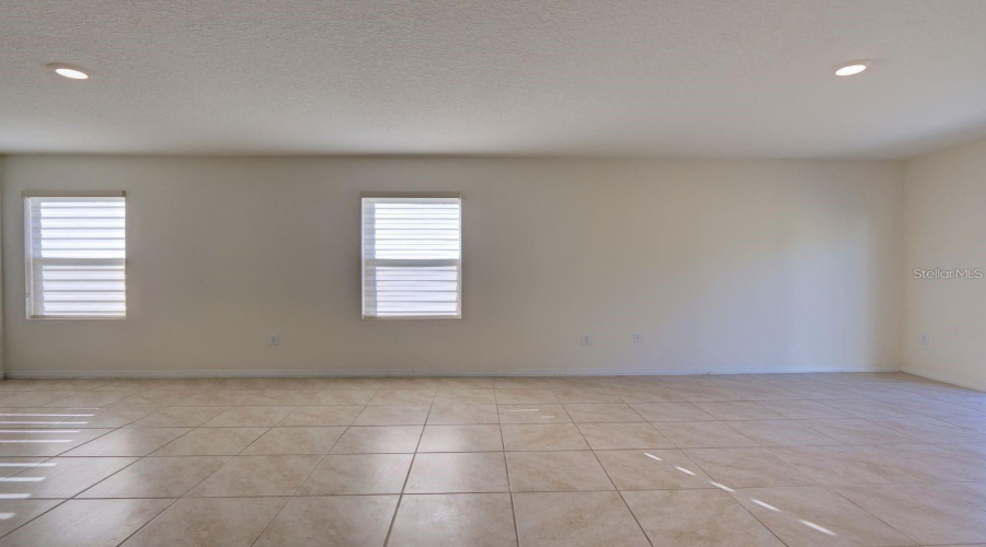 Davenport, Florida 33837, 5 Bedroom Bedrooms, ,3 Bathroombathrooms,Residential,For Sale,Ribbon Fall,0,Mfro6449890