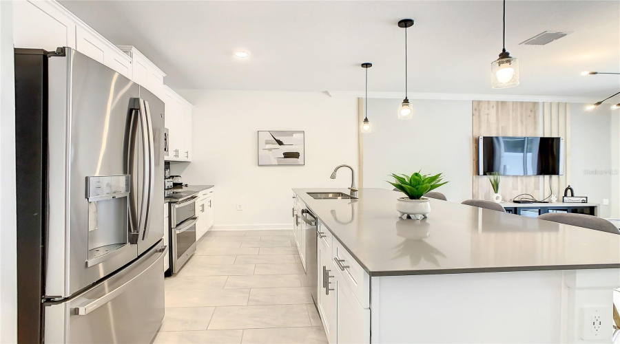 Kissimmee, Florida 34746, 4 Bedroom Bedrooms, ,3 Bathroombathrooms,Residential,For Sale,Reading,0,Mfrs5157343