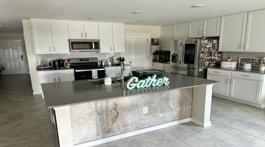 Kissimmee, Florida 34746, 4 Bedroom Bedrooms, ,2 Bathroombathrooms,Residential,For Sale,Magnolia Ridge,0,Mfro6351071