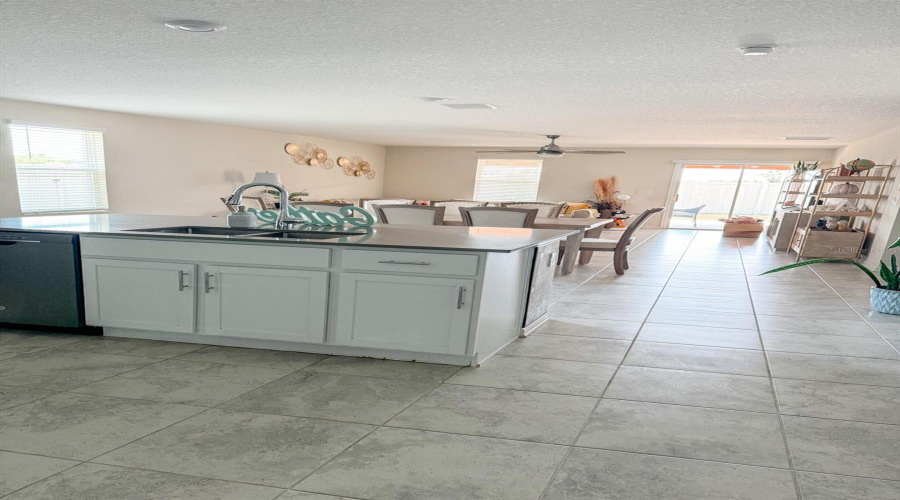 Kissimmee, Florida 34746, 4 Bedroom Bedrooms, ,2 Bathroombathrooms,Residential,For Sale,Magnolia Ridge,0,Mfro6351071