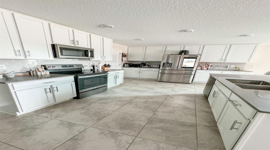 Kissimmee, Florida 34746, 4 Bedroom Bedrooms, ,2 Bathroombathrooms,Residential,For Sale,Magnolia Ridge,0,Mfro6351071