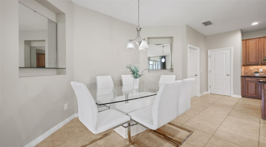Kissimmee, Florida 34746, 5 Bedroom Bedrooms, ,4 Bathroombathrooms,Residential,For Sale,Boating,0,Mfro6421095