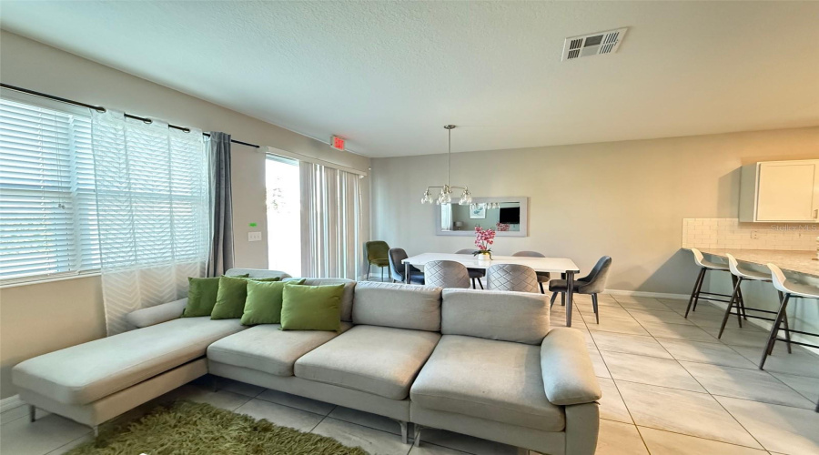 Kissimmee, Florida 34746, 4 Bedroom Bedrooms, ,3 Bathroombathrooms,Residential,For Sale,Adelaide,0,Mfrs5158774