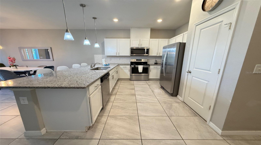 Kissimmee, Florida 34746, 4 Bedroom Bedrooms, ,3 Bathroombathrooms,Residential,For Sale,Adelaide,0,Mfrs5158774