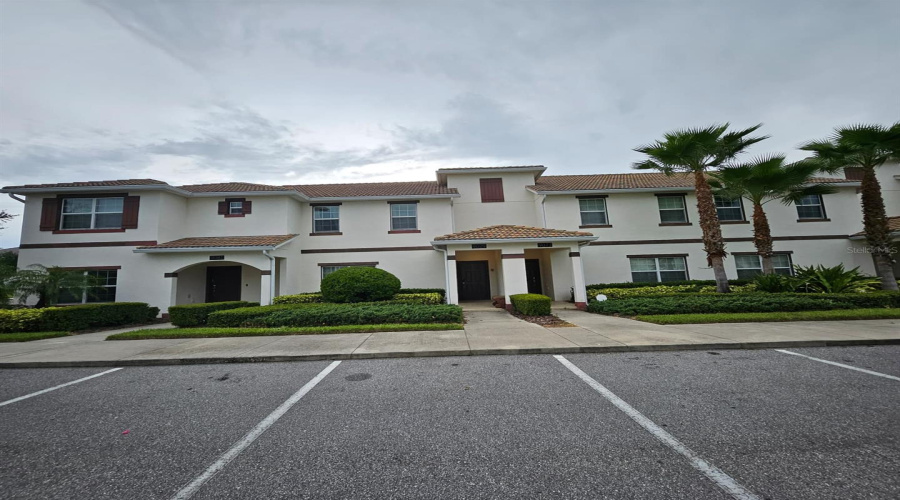Davenport, Florida 33896, 4 Bedroom Bedrooms, ,3 Bathroombathrooms,Residential,For Sale,Dogleg,0,Mfrs5126086